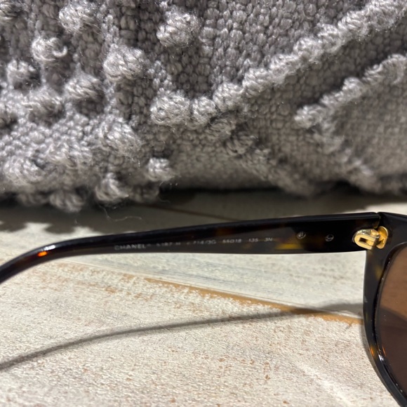 CHANEL Black Sunglasses with Gold Accents / has authentic case 🌺 - Picture 8 of 9